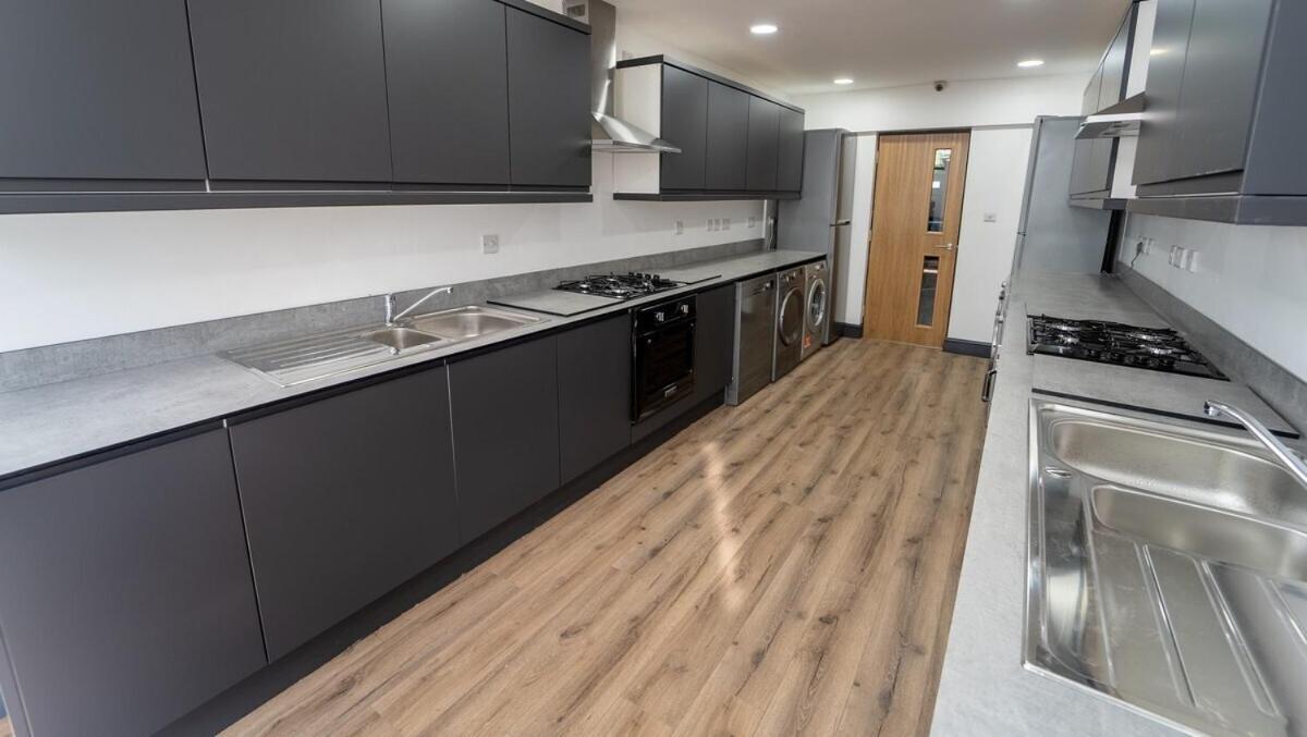 Free Parking Cosy Studios Close To City And Qe And Uob! Birmingham Eksteriør bilde